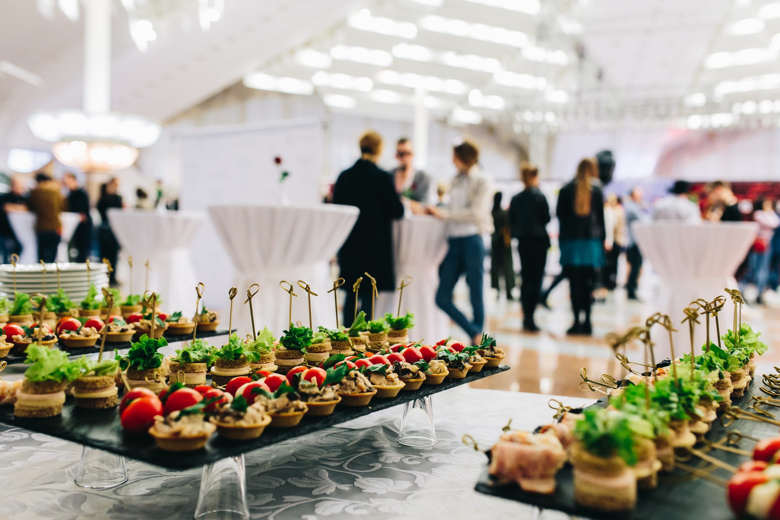 how much is catering for a wedding
